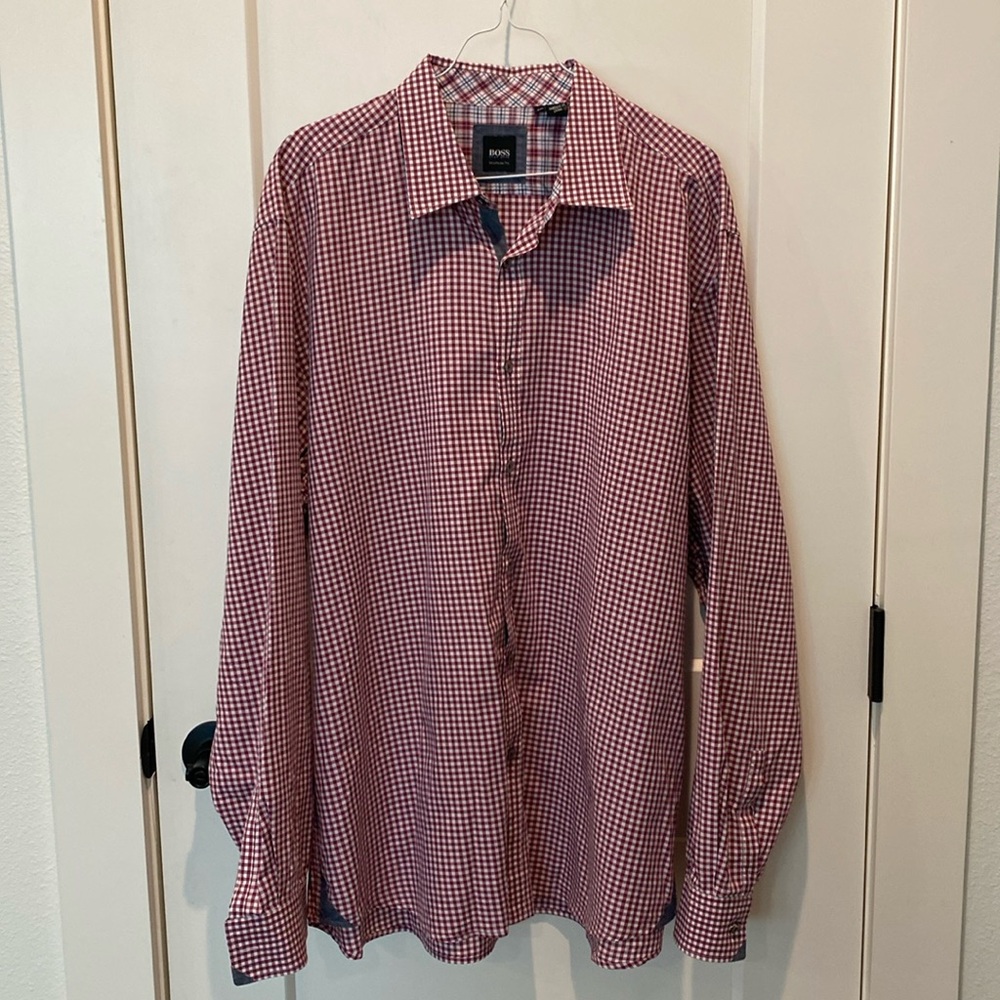 Boss (Hugo) Men’s Button Down Gingham Shirt. XXL. Cardinal. Regular Fit